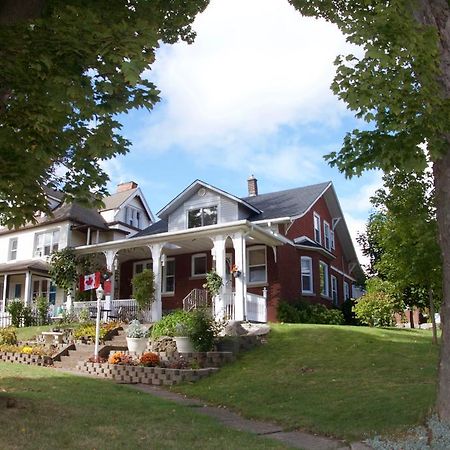 Glen Mhor Bed And Breakfast Niagara Falls Ngoại thất bức ảnh